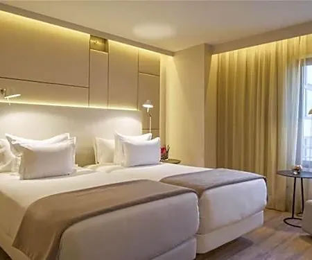 Nh Collection Liberdade Отель Лиссабон