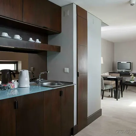 Nh Collection Liberdade Отель Лиссабон
